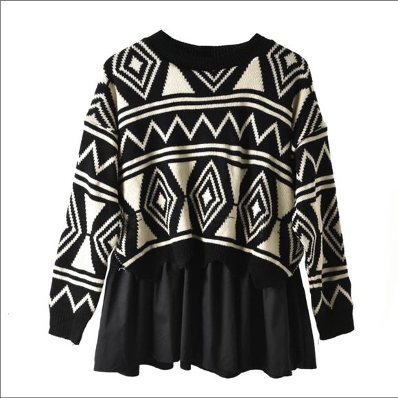 The Ronelah Abstract Tail Sweater - Picture 6 of 8